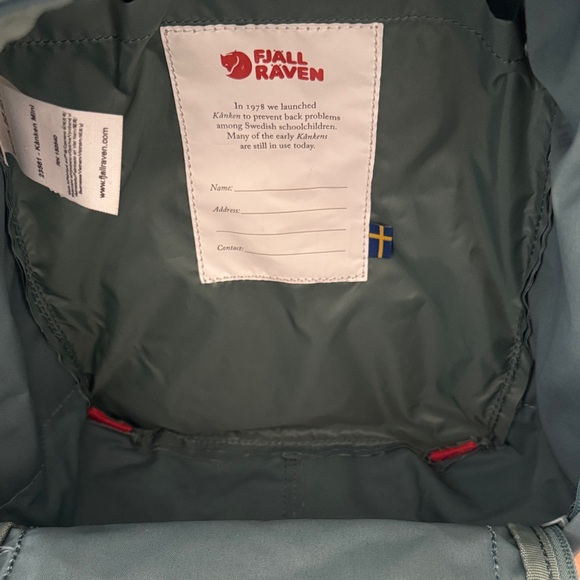 Fjallraven Kånken Backpack in Teal and Coral - Picture 6 of 7